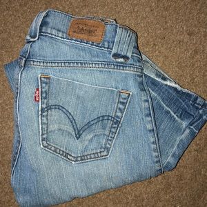 Rare vintage bell bottom Levi’s 27